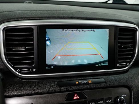 Used 2021 Kia Sportage LX image 12