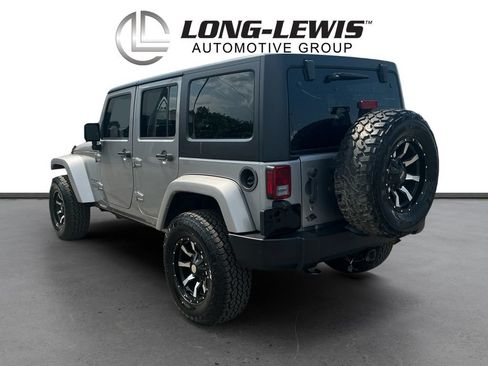 Used 2015 Jeep Wrangler Unlimited Sport w/ Connectivity Group AWD/4WD image 4