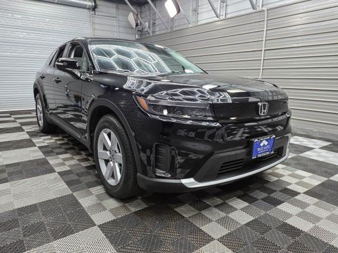 Used 2025 Honda Prologue EX image 5