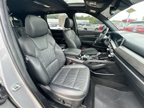 Used 2024 Kia Telluride EX X-Line AWD/4WD image 32