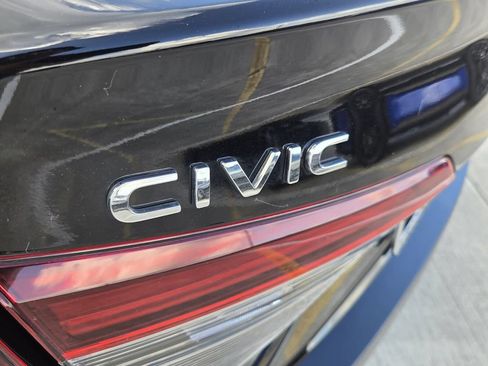 Certified 2025 Honda Civic Sport image 13