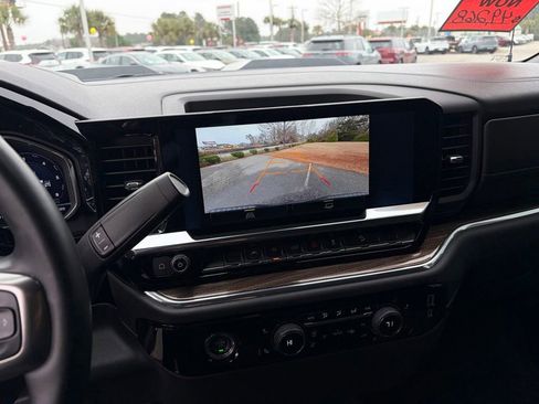 Used 2024 Chevrolet Silverado 1500 LT Trail Boss w/ Protection Package image 23