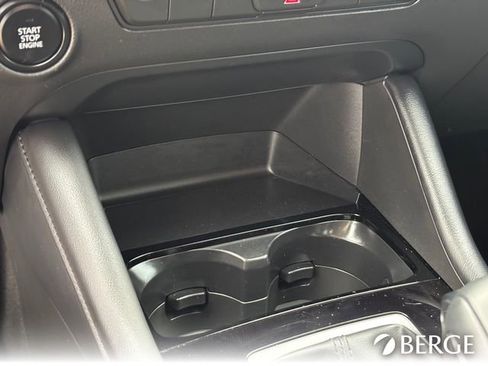 Used 2025 MAZDA MAZDA3 s image 26