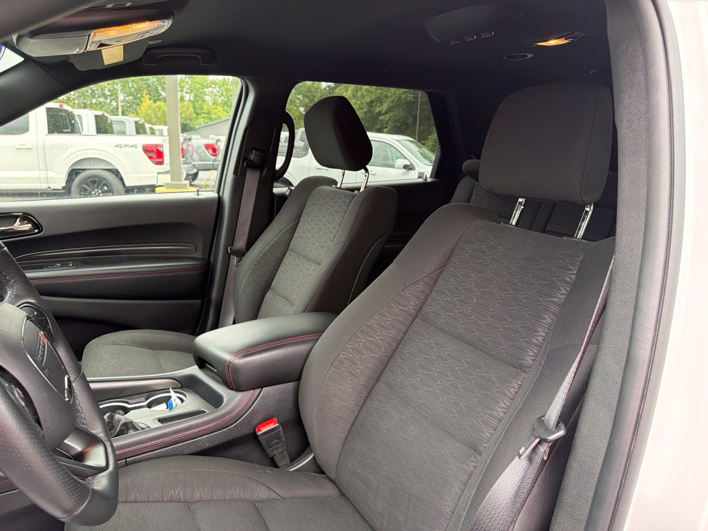 Used 2025 Dodge Durango GT AWD/4WD image 19
