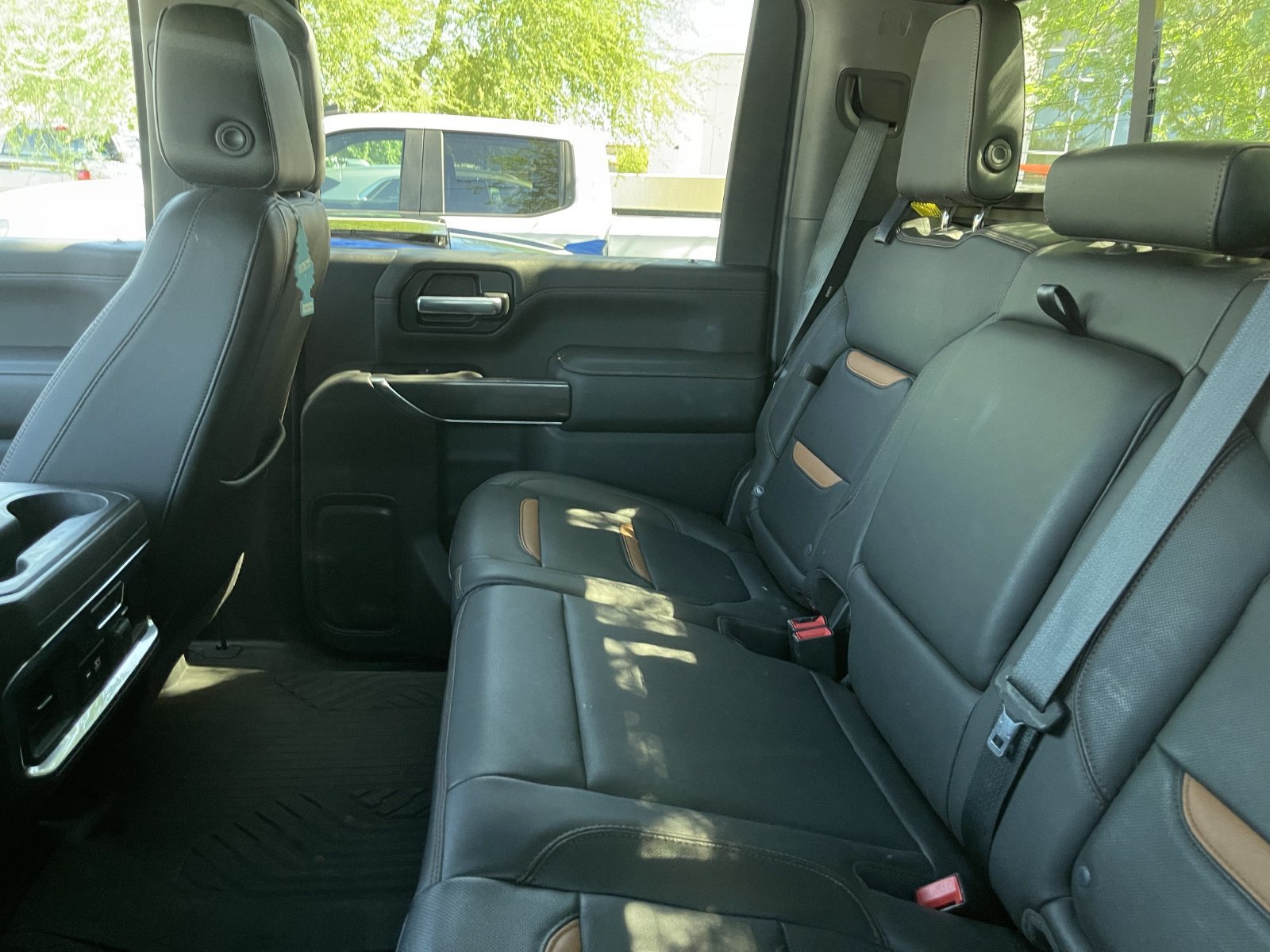 Used 2020 GMC Sierra 2500 AT4 w/ AT4 Premium Package AWD/4WD image 10