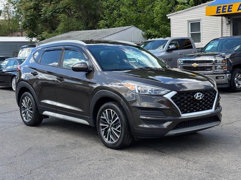 Used 2019 Hyundai Tucson SEL w/ Cargo Package AWD/4WD image 2