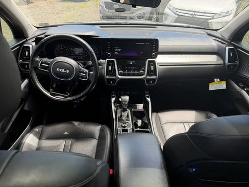 Used 2022 Kia Sorento SX AWD/4WD image 17