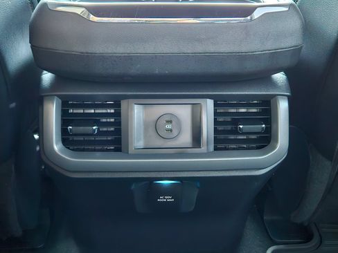 Used 2025 Ford F150 Lariat w/ Equipment Group 501A Mid AWD/4WD image 28