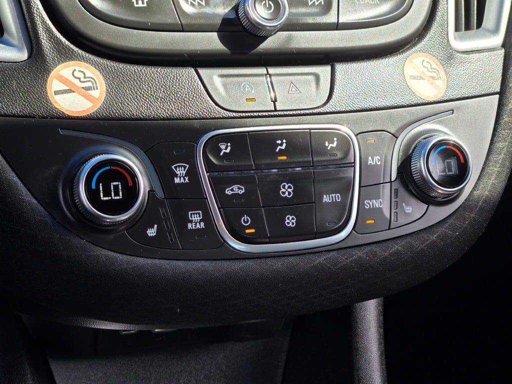 Used 2024 Chevrolet Malibu LT FWD image 26