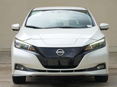 Used 2023 Nissan Leaf SV Plus FWD image 6