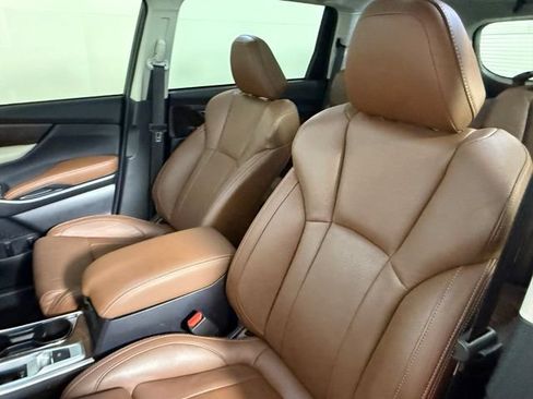 Used 2022 Subaru Ascent Touring AWD/4WD image 35