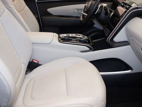 Used 2023 Hyundai Tucson Limited image 10