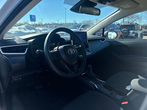 Used 2024 Toyota Corolla LE image 13