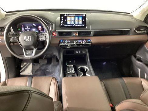 Used 2024 Honda Pilot Elite image 35