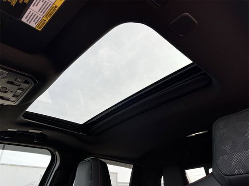 Used 2025 Toyota Tacoma TRD Pro image 22