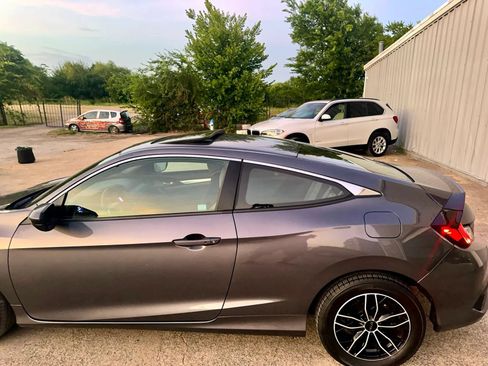 Used 2018 Honda Civic LX-P image 28
