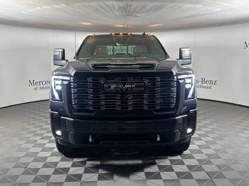 Used 2025 GMC Sierra 2500 Denali Ultimate AWD/4WD image 2