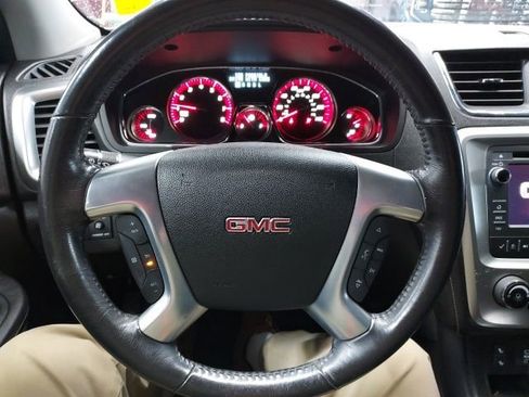 Used 2016 GMC Acadia SLE image 11