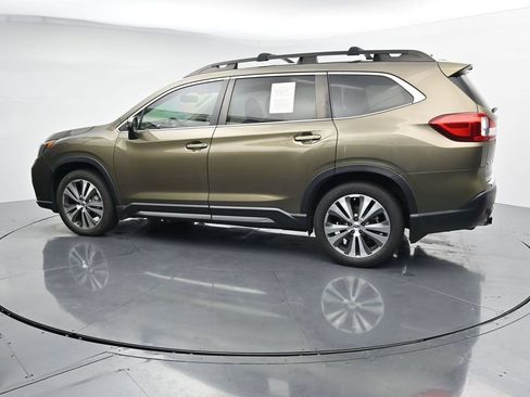 Used 2022 Subaru Ascent Limited w/ Technology Package AWD/4WD image 5