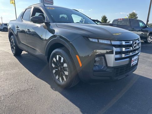 Used 2025 Hyundai Santa Cruz SEL image 2