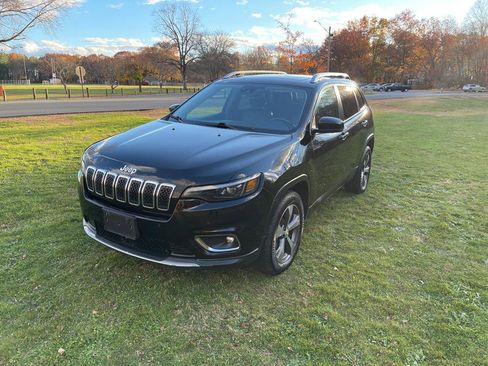 Used 2019 Jeep Cherokee Limited w/ Luxury Group image 20