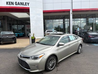 Used 2016 Toyota Avalon Limited w/ Toyota Safety Sense Package