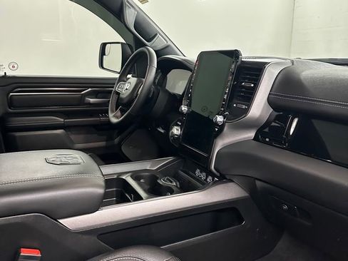 Used 2025 RAM 1500 Sport w/ Sport Level 1 Equipment Group AWD/4WD image 41