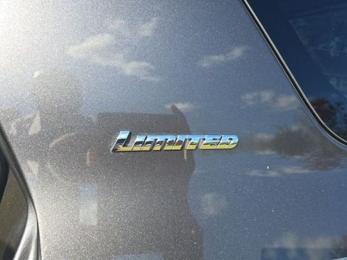 Used 2023 Toyota 4Runner Limited image 17