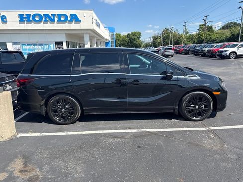 Used 2025 Honda Odyssey Sport-L image 5