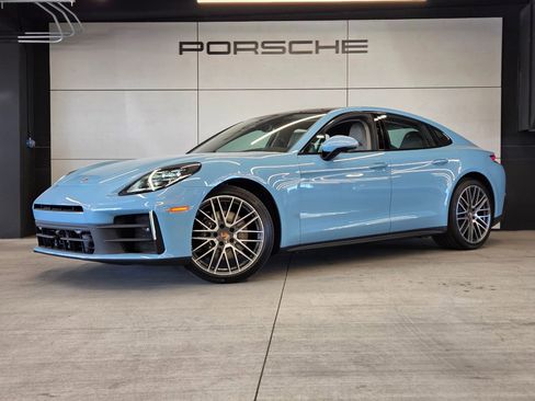 New 2026 Porsche Panamera RWD image 1