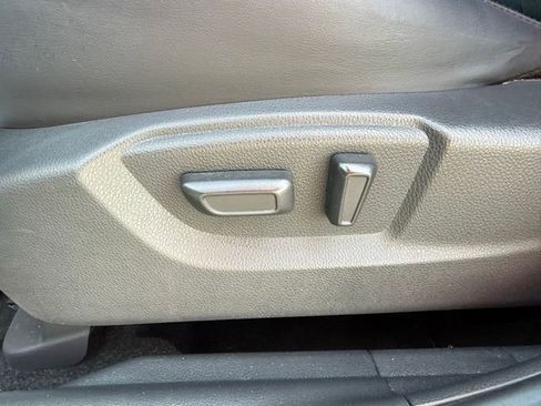 Used 2024 Mitsubishi Eclipse Cross SE image 12