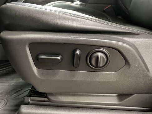 Used 2020 Chevrolet Silverado 1500 LTZ w/ LTZ Premium Package image 14