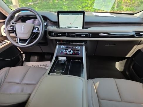 Used 2021 Lincoln Aviator Reserve RWD image 15