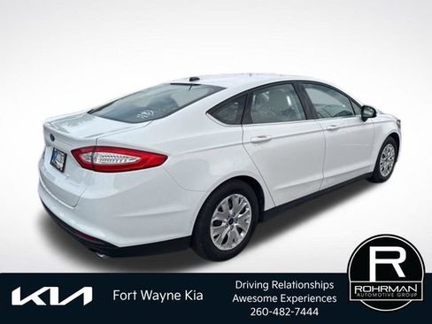 Used 2014 Ford Fusion S FWD image 5