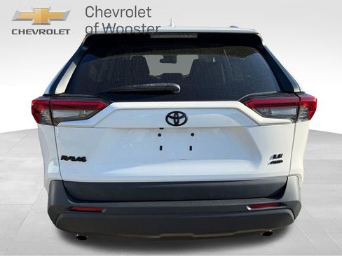 Used 2019 Toyota RAV4 LE w/ All Weather Liner Package image 4