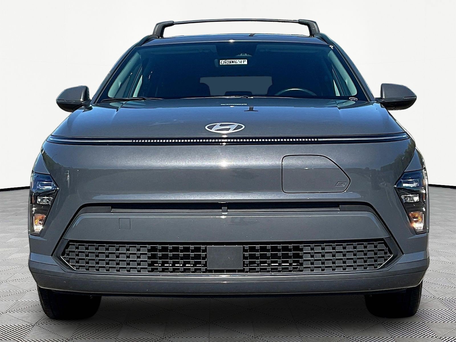 Used 2024 Hyundai Kona SEL FWD image 2