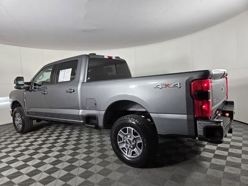 Used 2024 Ford F250 Lariat image 7