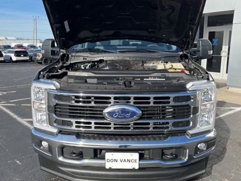 Used 2023 Ford F350 XLT w/ XLT Value Package image 40