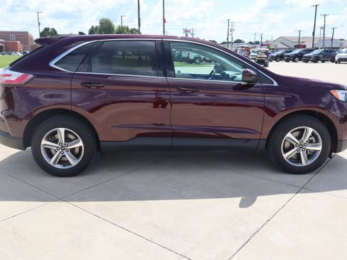 Used 2024 Ford Edge SEL w/ Convenience Package AWD/4WD image 4