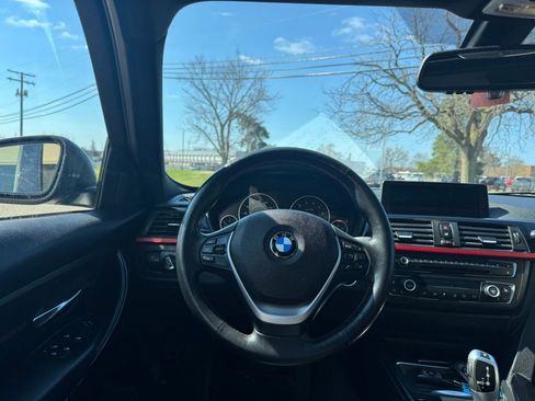 Used 2014 BMW 328i xDrive Sedan AWD/4WD image 18