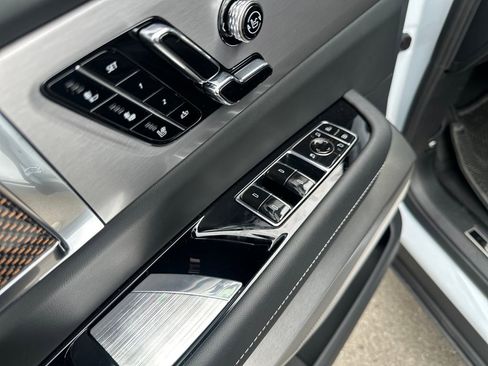 New 2026 Cadillac Vistiq Premium Luxury AWD/4WD image 16