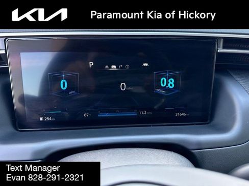 Used 2022 Hyundai Santa Cruz Limited AWD/4WD image 29