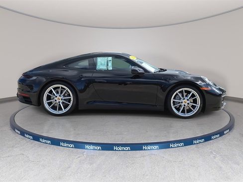 Used 2021 Porsche 911 Carrera image 3