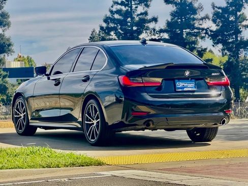 Used 2019 BMW 330i Sedan w/ Convenience Package RWD image 4