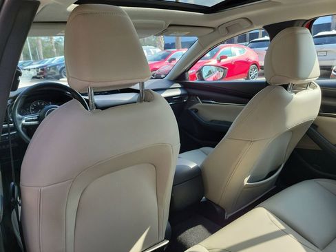 Used 2022 MAZDA MAZDA3 s image 16