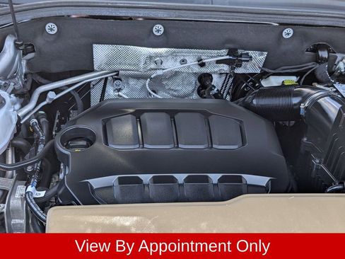 Used 2025 Volkswagen Atlas Cross Sport SE FWD image 33