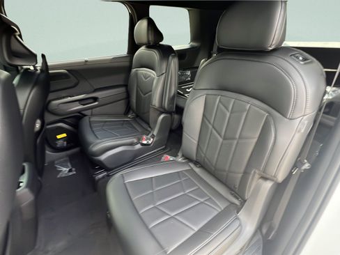 New 2027 Kia Telluride SX X-Line w/ Towing Package AWD/4WD image 13
