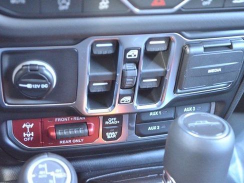 New 2026 Jeep Gladiator Rubicon image 26