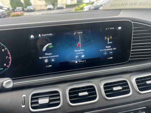 Certified 2022 Mercedes-Benz GLE 450 4MATIC w/ Premium Package image 29