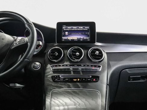 Used 2019 Mercedes-Benz GLC 300 image 13